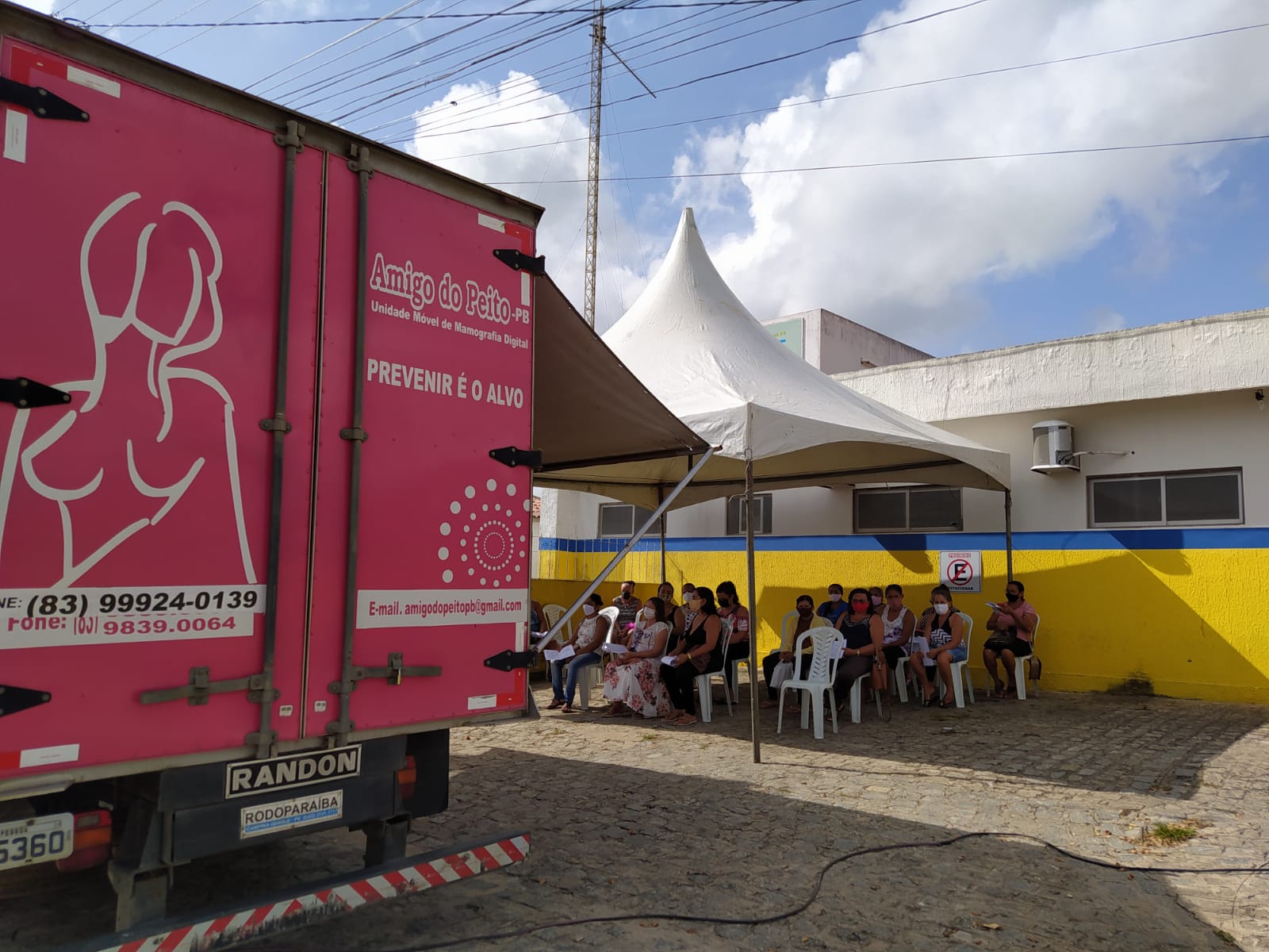 Prefeitura de Duas Estradas traz carro “Amigo do Peito” e realiza aproximadamente 80 exames de mamografia