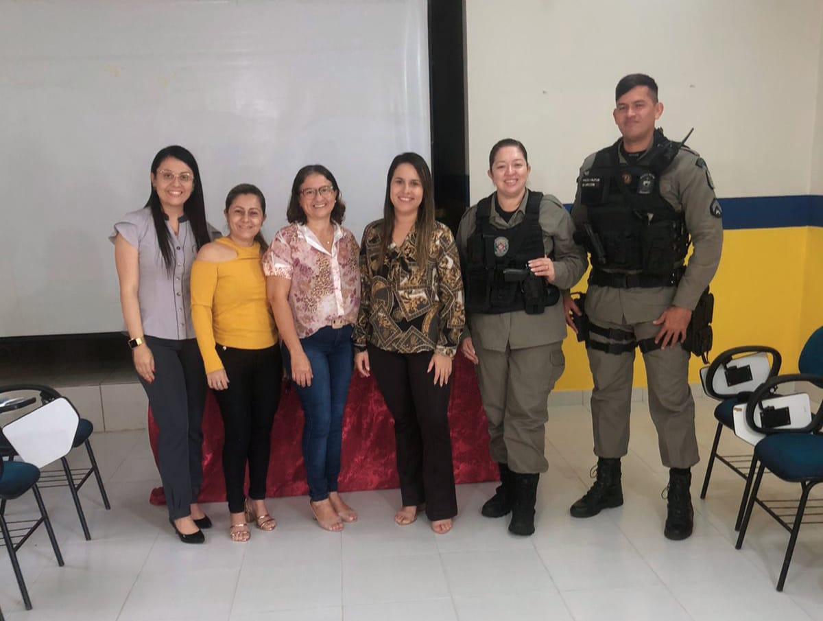 Prefeitura e Policia Militar assinam convênio para atividades do PROERD em escolas municipais