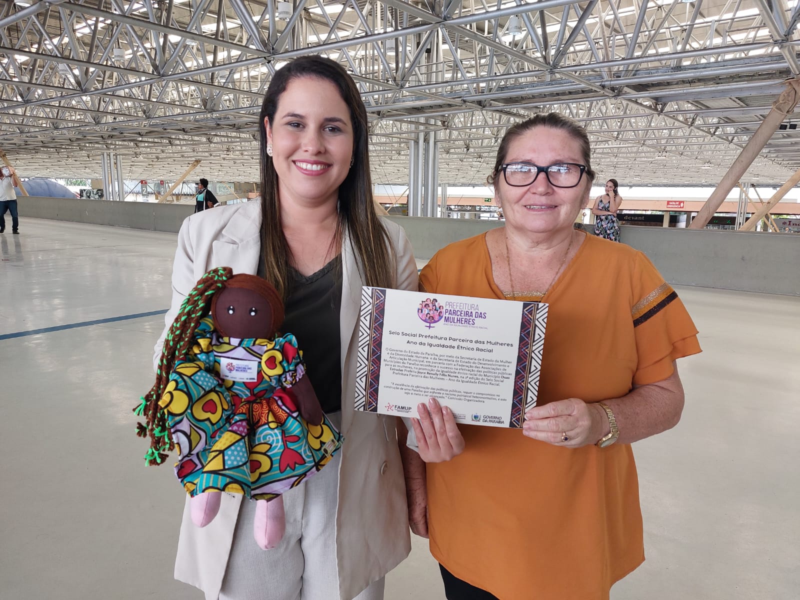 Duas Estradas recebe selo social “Prefeitura Parceira das Mulheres”, pela segunda vez