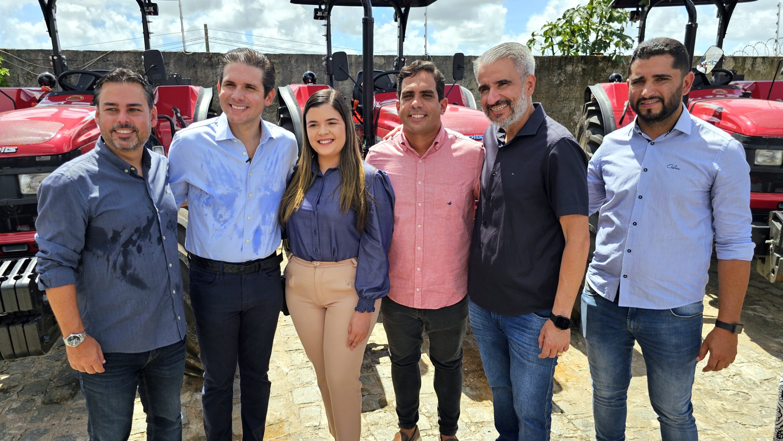 Duas Estradas é contemplada com novos equipamentos para Agricultura